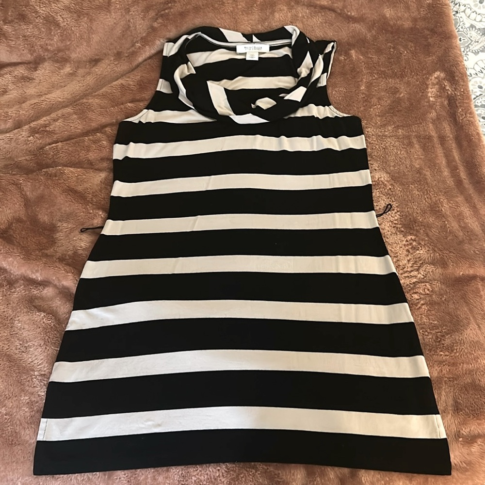 White House | Black Market tunic